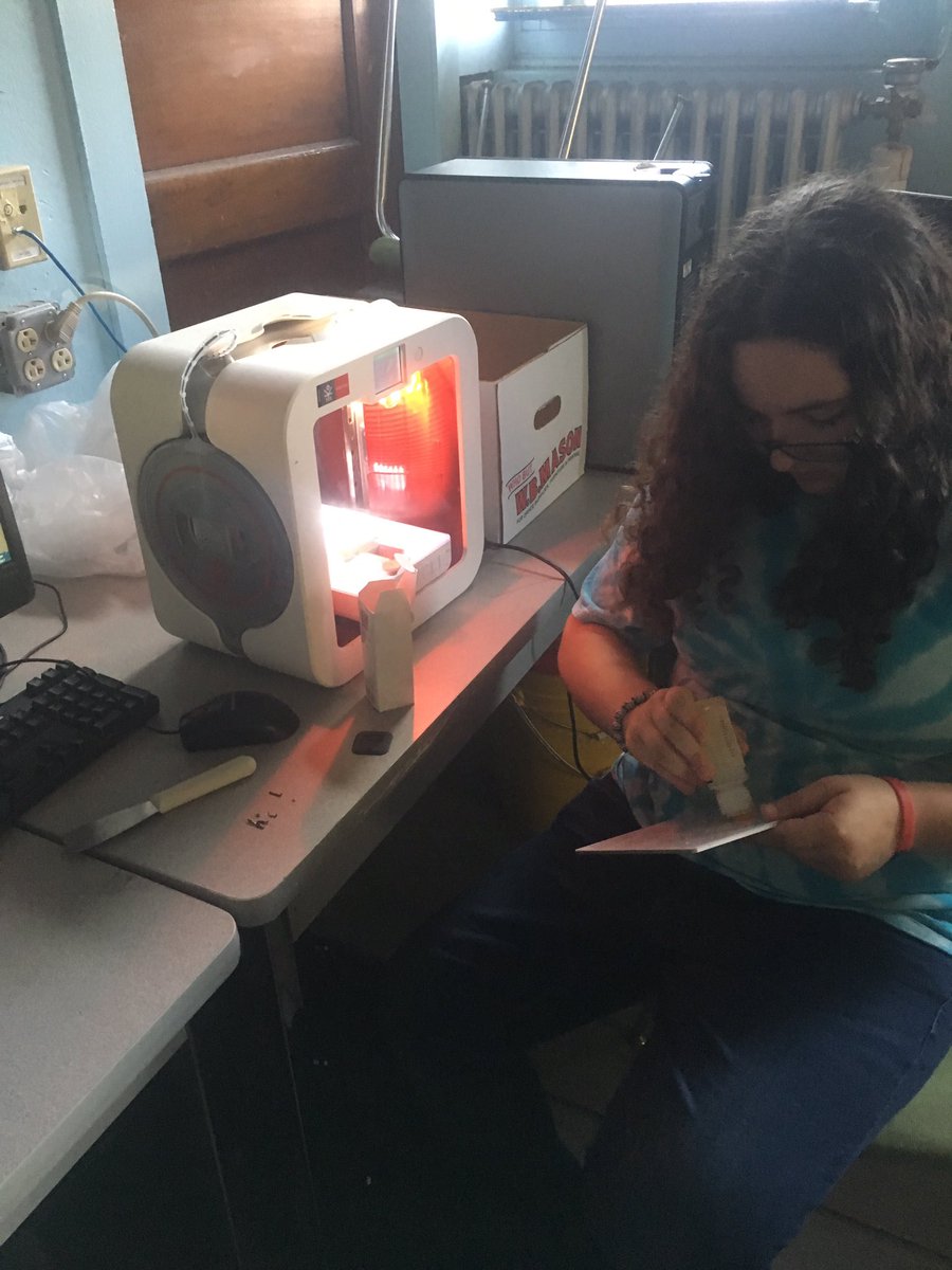 joseph_rotz1's tweet photo. Wasn't expecting to see this at camp this AM; @KidBainCampXL students coding, 3D printing and building computers #CS4RI @CranstonSchools https://t.co/VGoVwBZq01