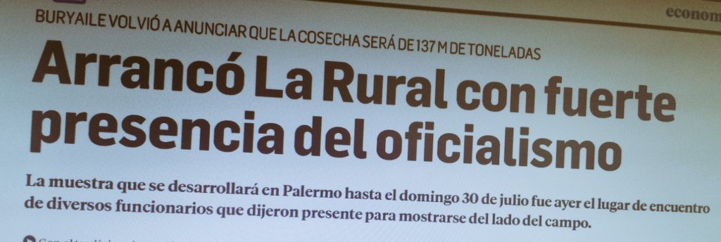 estecambiono's tweet photo. "Mostrarse" al lado del campo suele ser inversamente proporcional a "mostrarse" al lado del pueblo https://t.co/8H67URqAvi