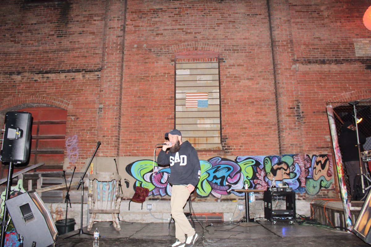 GRR_Dash's tweet photo. Download the EP FREE! https://t.co/UdbjEgYOgR https://t.co/dsd43s1zSQ