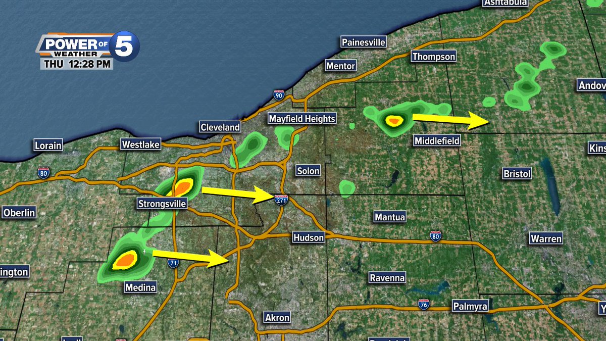 jdrudd's tweet photo. A few small showers already showing up on radar. This is the composite radar, local KCLE radar is currently down for repairs. #FixItSoon https://t.co/Q7Sf1op20y
