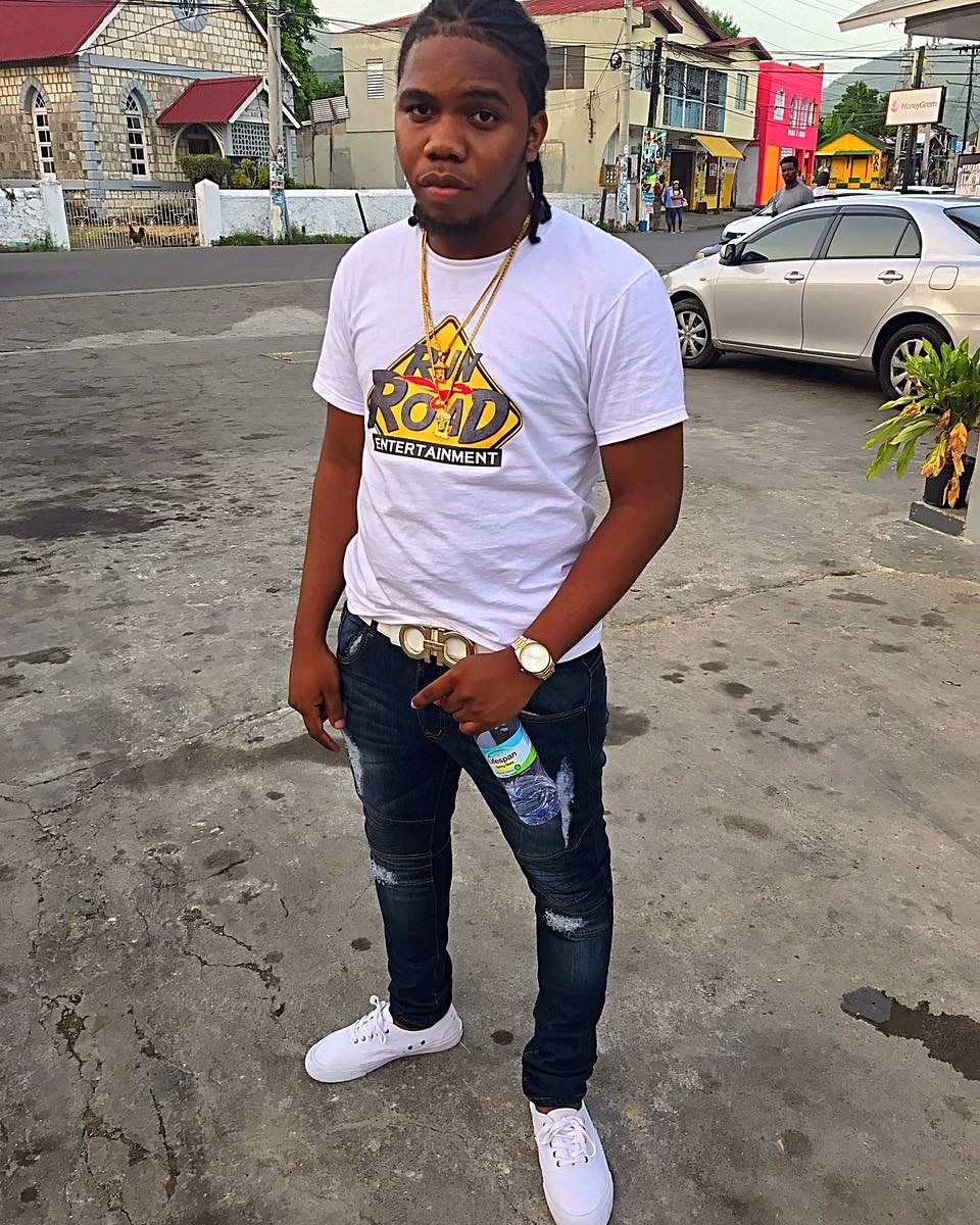 Runroadent's tweet photo. "Am a big deal"
Meet Rojae. Talented. Ambitious. Conscientious. @jae.run.road #runroadentertainment https://t.co/g1Avy534sK