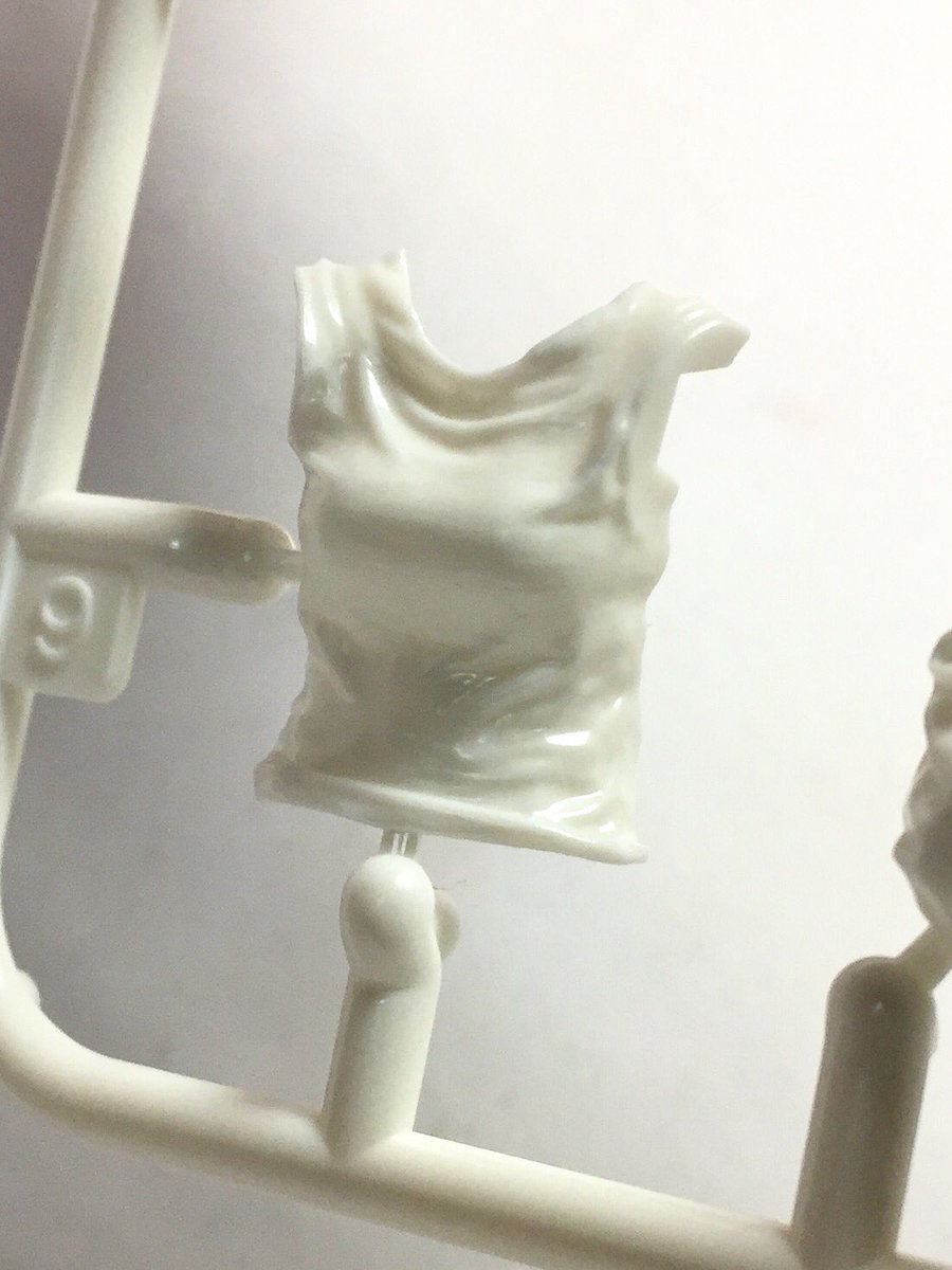 ゼブラ V Twitter タミヤndロードスター フィギュアは実在する女性を3dスキャンしてるからこの世に実在するおっぱいがプラのパーツに還元されてる訳で この世のどこかに実在するおっぱいをプラモで組むってヤバくないっすか