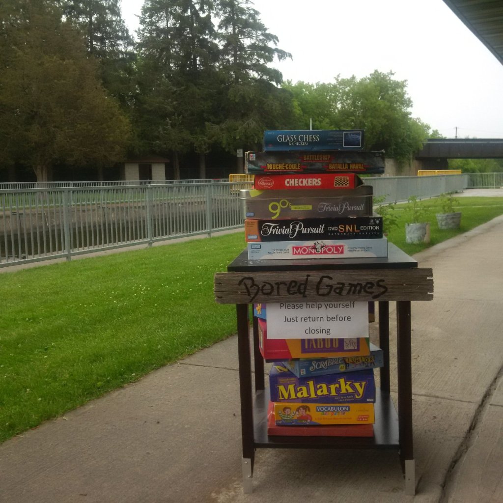 TSWBoaterInfo's tweet photo. Looking for something to do at #Lock1 - #Trenton? The lock staff have generously donated “bored” games for boaters to use while visiting! https://t.co/Lkv7xFE7I6
