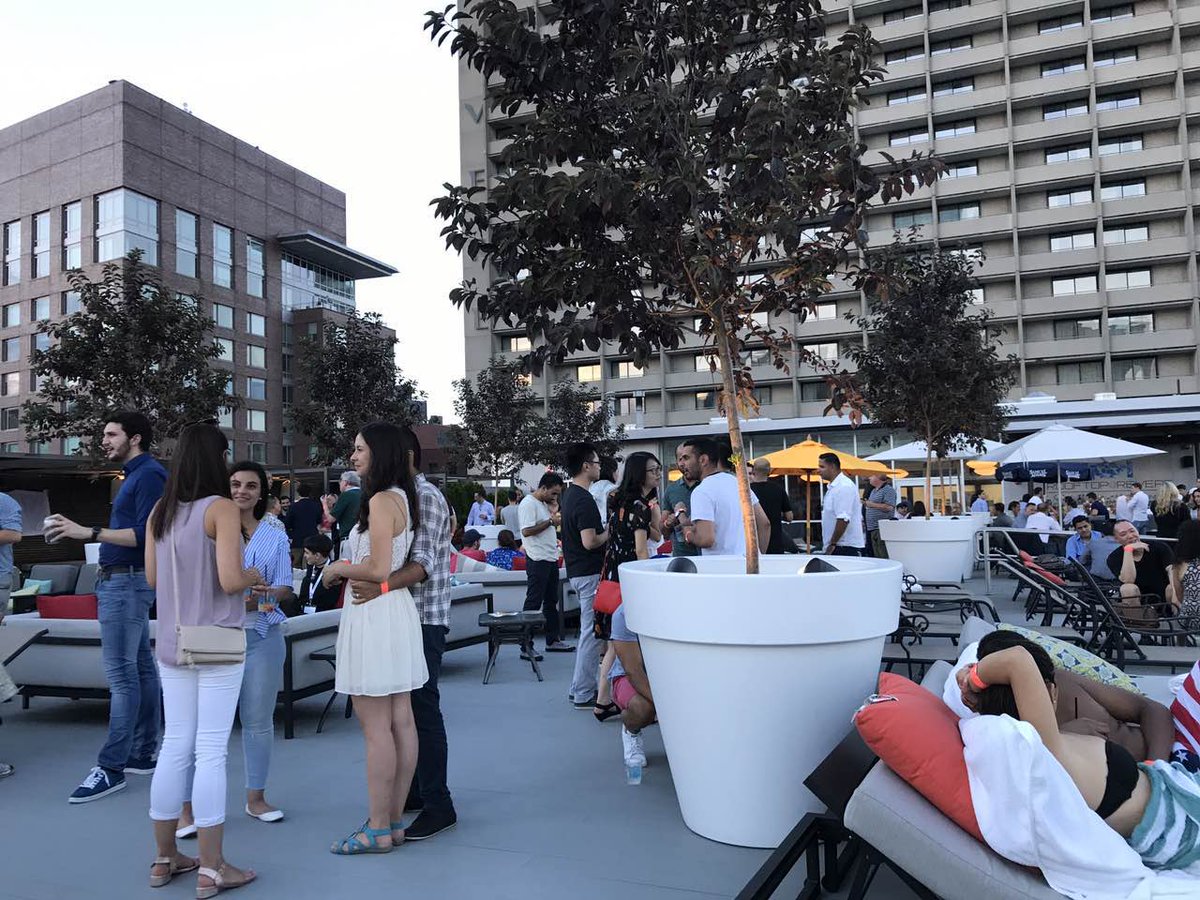 FlatleyInnovCtr's tweet photo. Enjoyed the #roofparty last night @launchbyteio #startups #Entrepreneur #tech https://t.co/6KhZmkg9xo