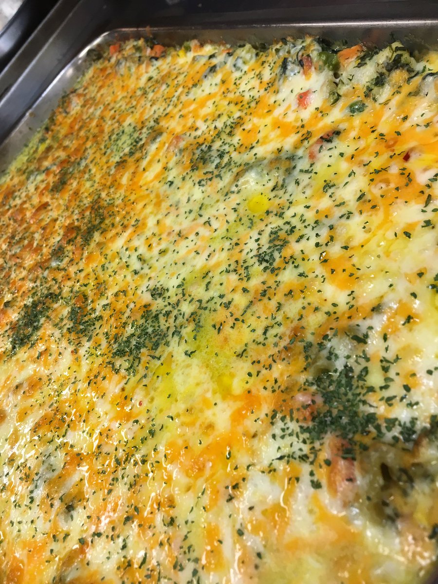 shayadining's tweet photo. #yyc #sizzling melted cheese #veggie Lasagna #Roast Turkey #Lunch Buffet $14.95 #homemade stuffing gravy #watermelon #salmon Curry https://t.co/rSc1M2p9oy
