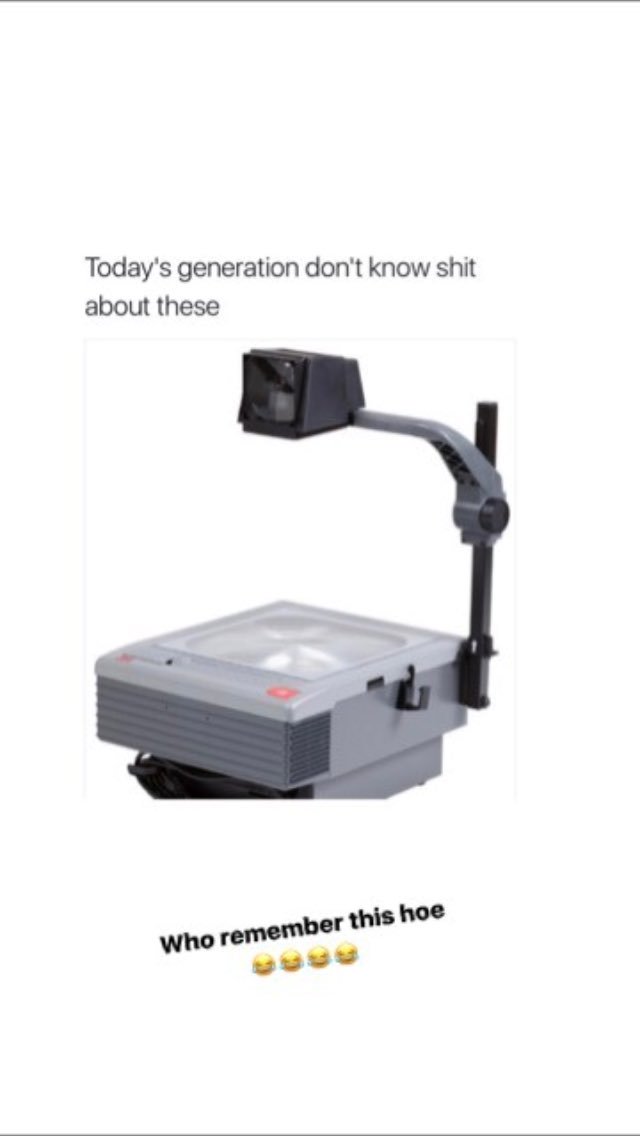 bitchgetoffff's tweet photo. Stop playing 😂😂😭😭😭I used to go up there and draw sum dumb shit and get kicked out https://t.co/yFnBtyRbq4