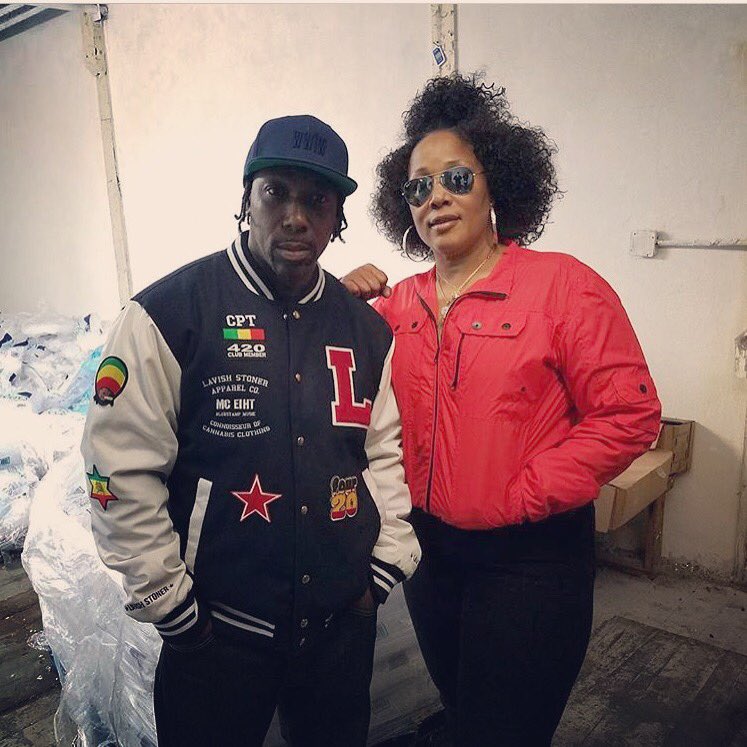 MC EIHT VIDEO SHOOT feat. RAGE for "HEART COLD"..
WHICH WAY IZ WEST
CD, VINYL &amp; MERCH At shop.premierwuzhere.com
<a href="/eiht0eiht/">EIHT COMPTON</a> @theladyofrage_