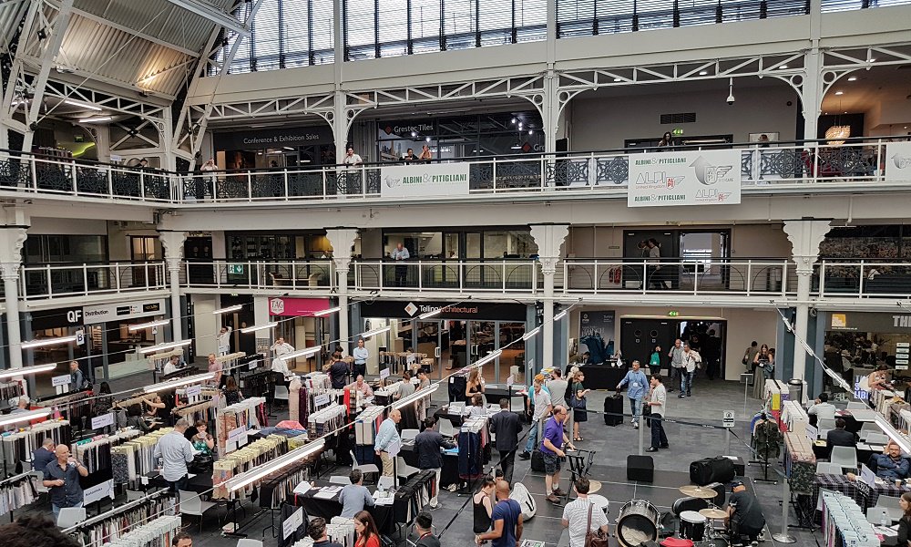 LaSpola1's tweet photo. https://t.co/WbBckrOAUt @TEXTILEEVENTS @etiqueitaly #viewmunich #precoparis @muc_fabricstart @pratoexpo #tessile #fabrics #tessuti https://t.co/kt0aHm9TCp