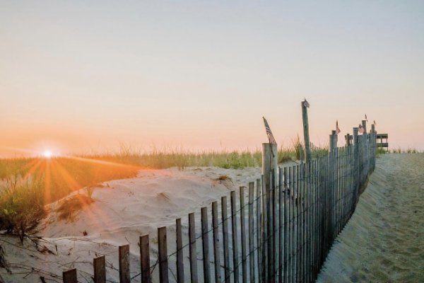poststudios's tweet photo. Get inspired and spark your creativity at the @Parrishart Museum. See what other Hamptons favorites made the cut: https://t.co/8IpdEDrDXj https://t.co/l3sfJcLW2Z