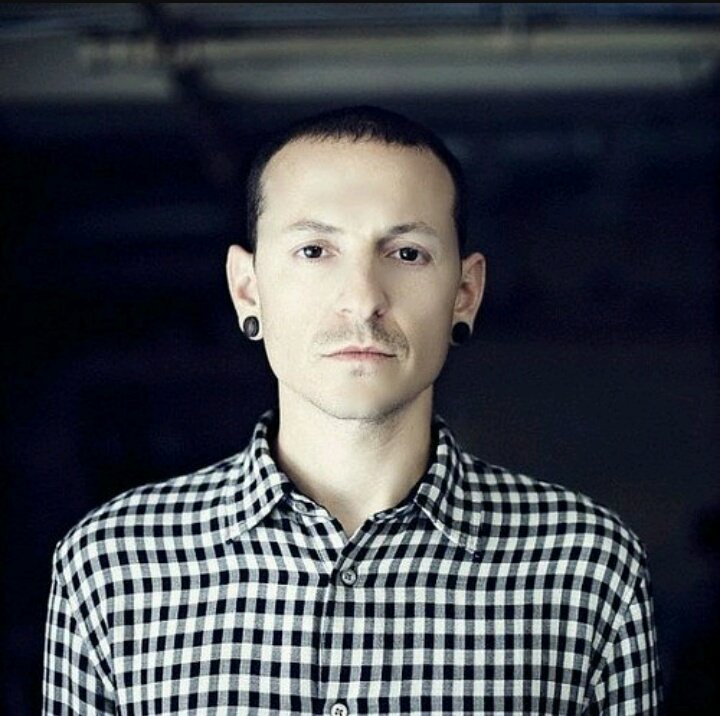 dead_killjoy666's tweet image. #RussiaPrayForChester
 Ты научил меня жить, а сам ушёл
Заставил смотреть на этот мир иначе, но сам оступился и упал
Спасибо за все эти уроки