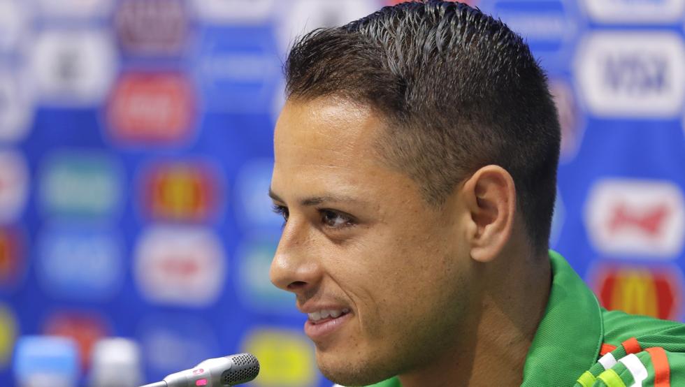 mundodeportivo's tweet photo. OFICIAL: Chicharito Hernández vuelve a la Premier https://t.co/YfexNiLxHp https://t.co/8CX719BDxJ