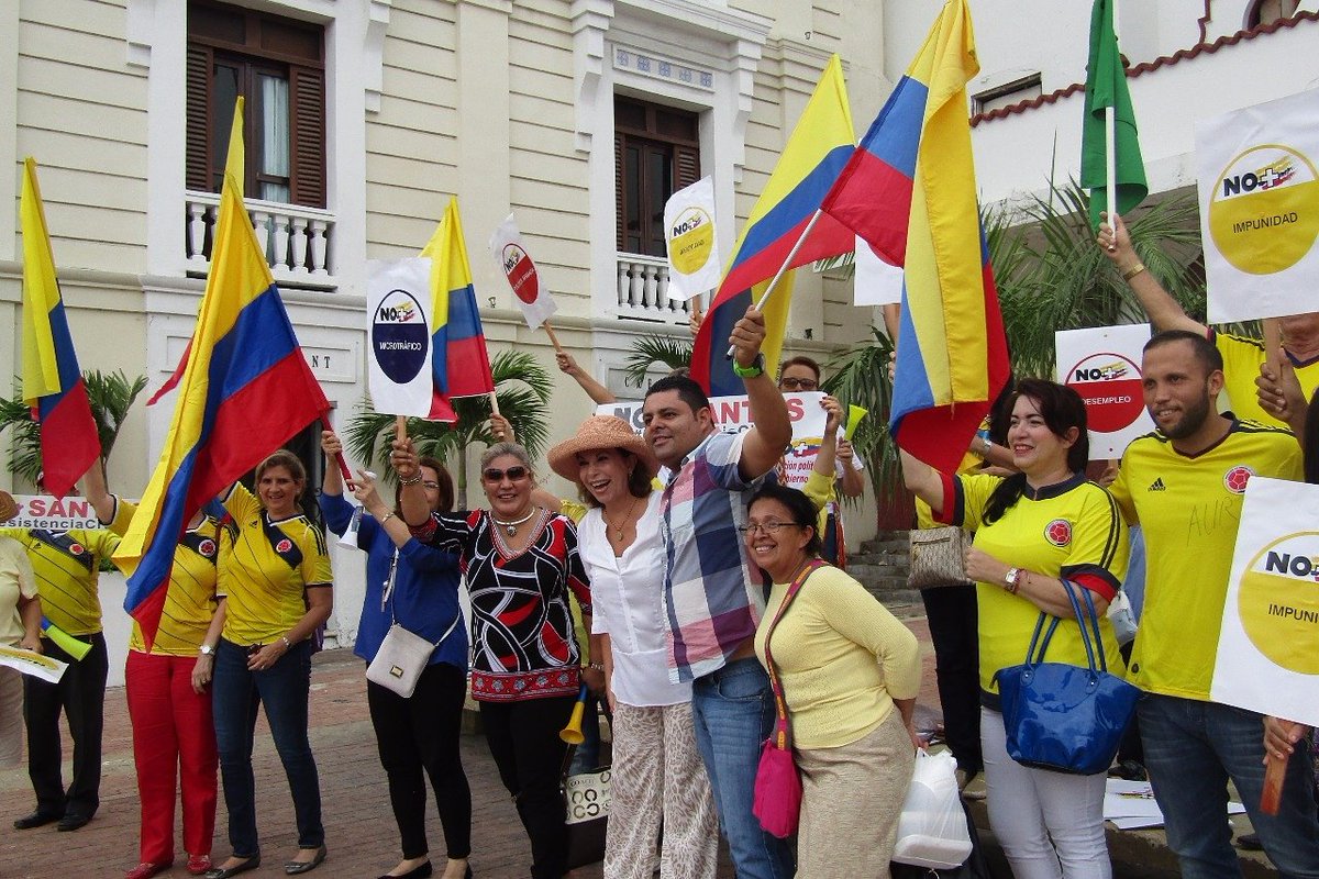 FNAraujoR's tweet photo. ¡Llevamos la bandera con orgullo porque somos capaces de defender a Colombia con el alma! https://t.co/PCaTYPSesK