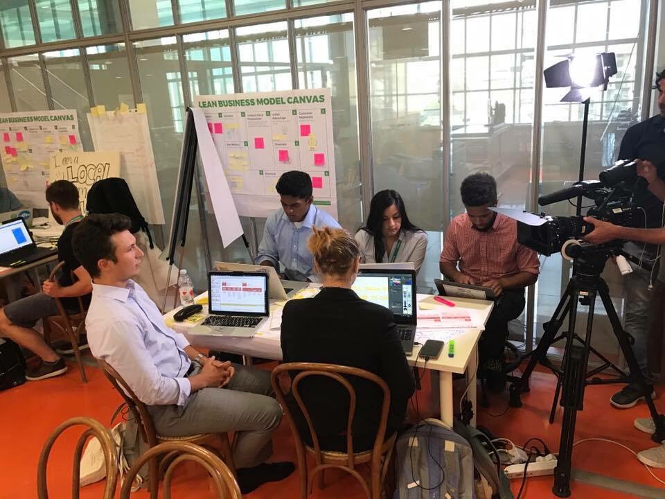 choosativity's tweet photo. Choosativity team bring featured on Italian national television!!! Work for your dreams !! #MAJORKEY https://t.co/f4Iqc6yr0s