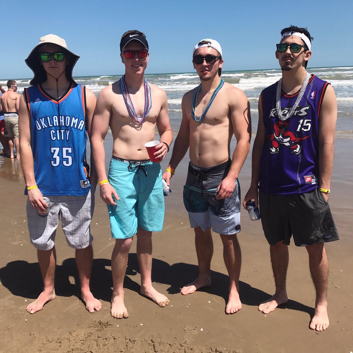 AustinGraves32's tweet photo. Happy birthday homie! @chapdaddy15 https://t.co/izbAQ4KoZx