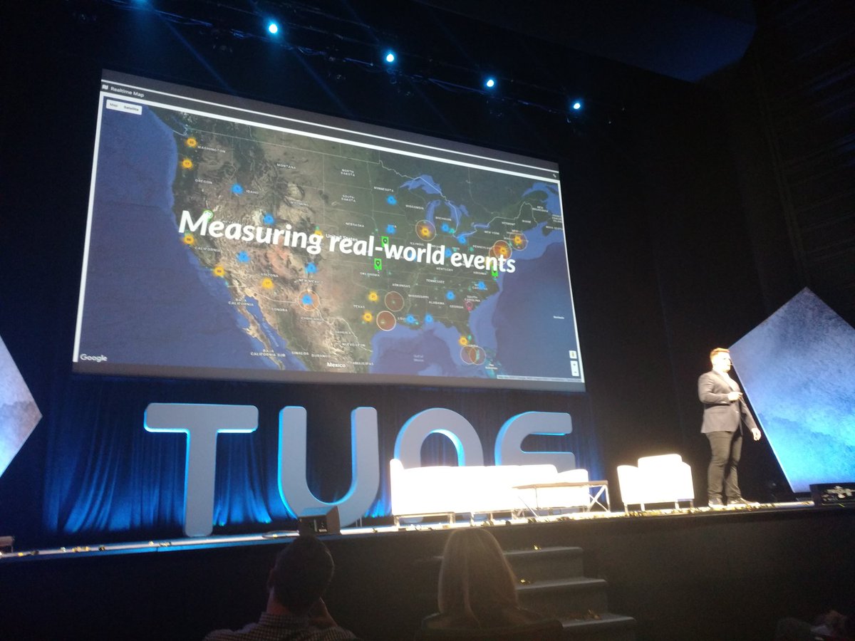 smartwhere's tweet image. #postback17 location changes everything.