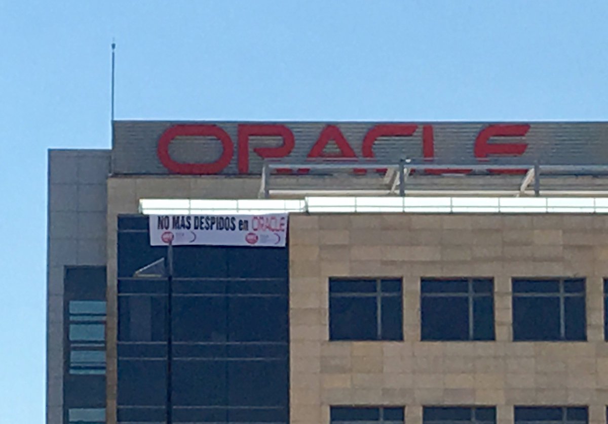 ComiteOracle's tweet image. Más de 10 horas de negociación y seguimos reunidos luchando por conseguir las mejores condiciones para nuestr@s compañer@s #OracleERE2017