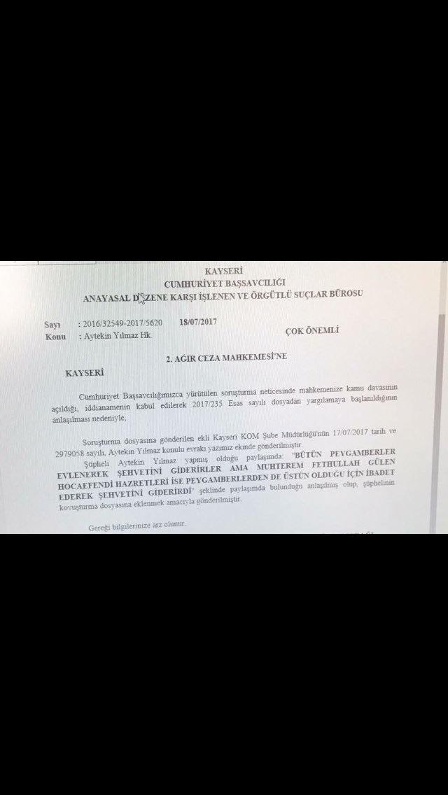 Bunu bir müftü söylüyor ve Fetva makamı. İslamiyete çok zarar verdiler. Bunun hesabını inşaallah biz vermeyiz.Allah bunun hesabını sorar.