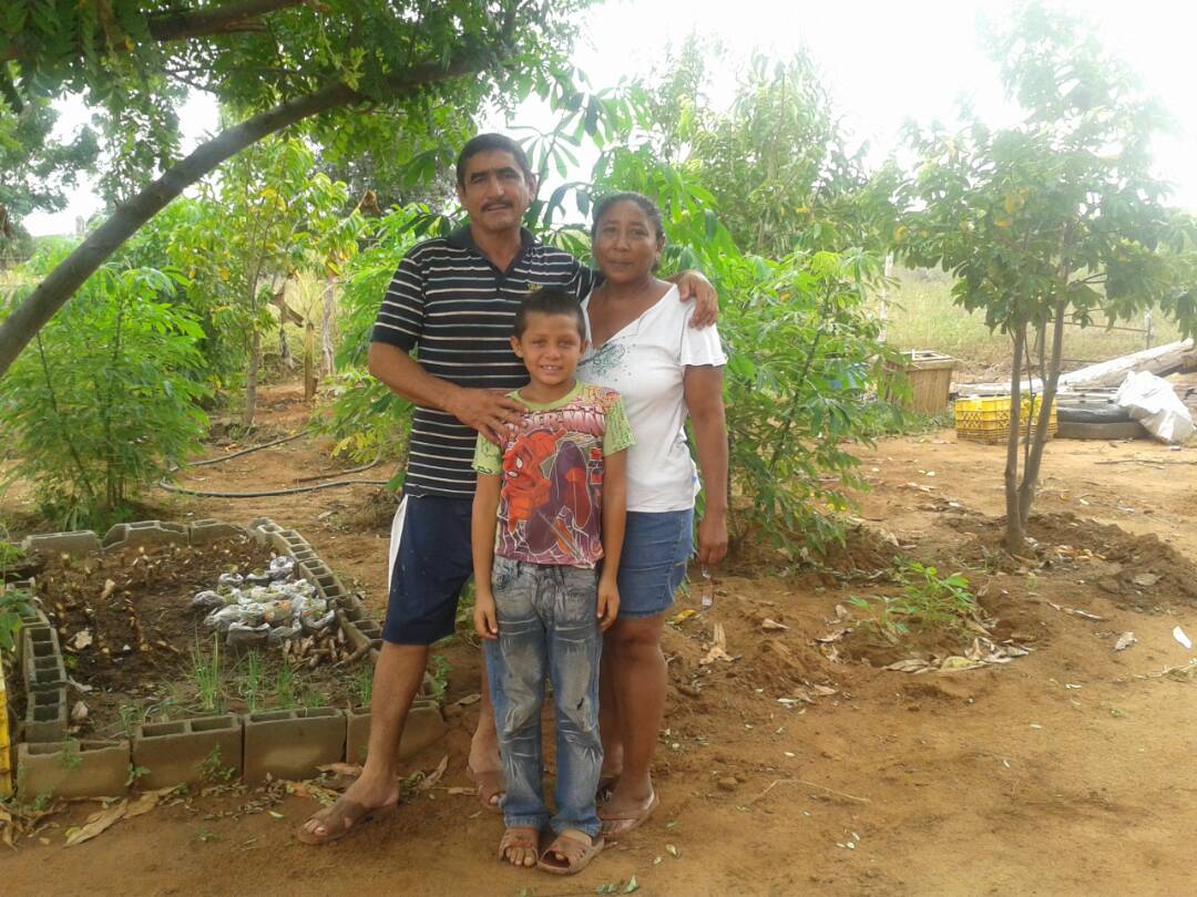 MAT_Zulia's tweet photo. Productores del str. 4 Bocas del mcpio. Santa Rita recibirán apoyo del Gobierno Bolivariano para continuar su producción de alimentos https://t.co/P5QlXswDeS