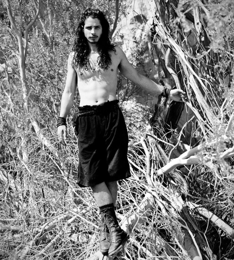 Happy birthday to the greatest singer of the last 2 decades. Still gutted on this musical loss. RIP Chris Cornell. 