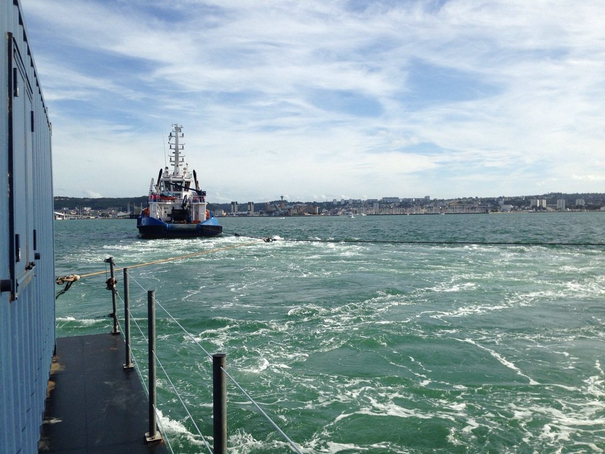 navalgroup's tweet photo. La 2eme #hydrolienne OpenHydro du projet Paimpol-Brehat d EDF arrive à #Cherbourg sur la barge Triskell https://t.co/3YsiGRaS62