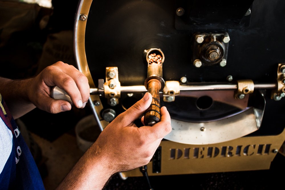 Radina's Coffeehouse tweet media