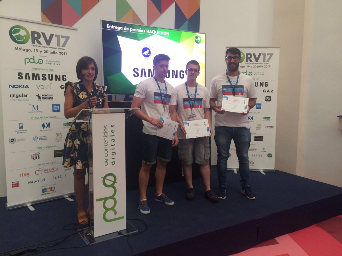 NewTechObs's tweet photo. Marco Muñoz, Diego Gómez y Alberto Sicilia irán al curso de @YerbaBuenaVR gracias a su  proyecto en el #hackaton @EstrategicosUMA  #ORV17 https://t.co/rsE0zIHlnE
