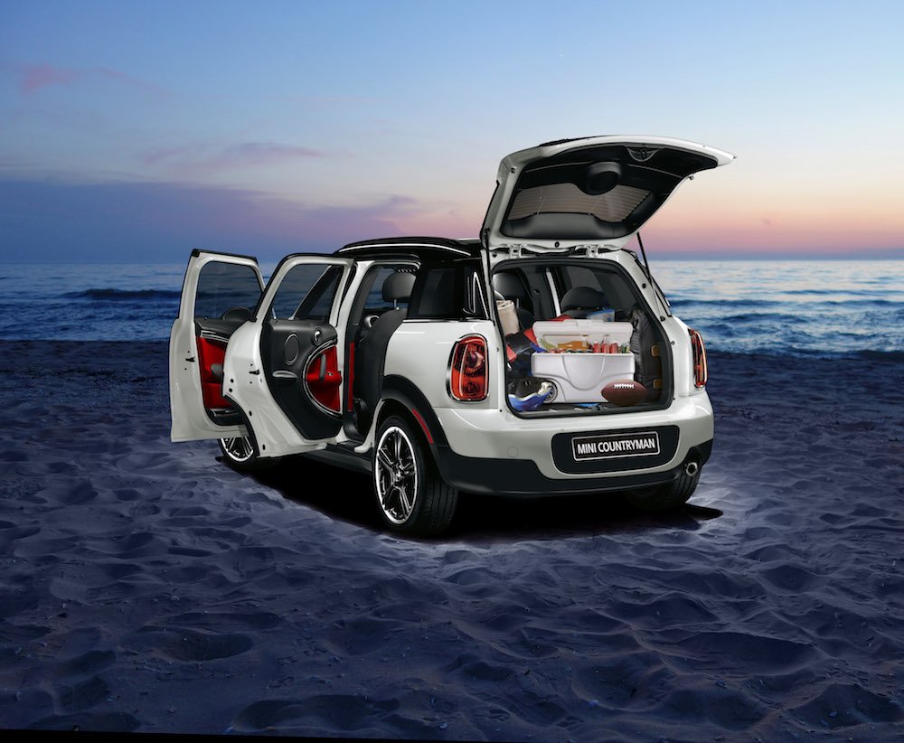 Go the distance! Receive a complimentary service check & #MINI first aid kit at the #SummerServiceEvent, now - 7/31: bit.ly/2suvVM2