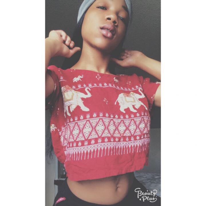 kingcut215's tweet photo. WakeyBakey 🌞🌬#Chilling #CakeMeUp#Liveme 💎 https://t.co/OaI81k5vtc 💎: https://t.co/XbYlQRne1l https://t.co/m7fDzQ189k