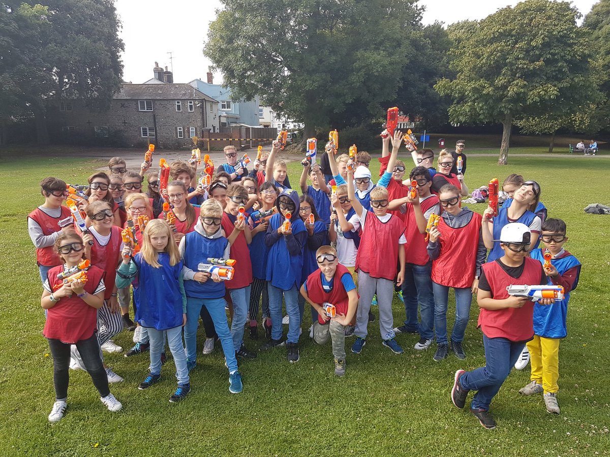 BowArrowTag's tweet photo. @BedesSummerNews #nerftag day out in the park #Bowarrowtag #nerf #nerfparty https://t.co/6wO00A087e