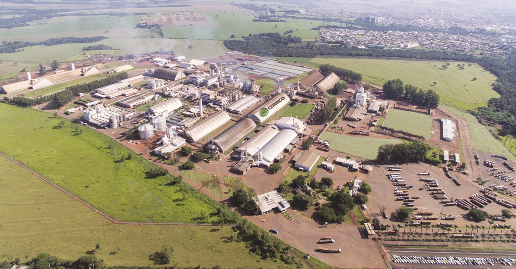 Numa amostragem que reúne as 36 maiores cooperativas agrícolas de Goiás, faturamento aumenta quase 20%. Confira goo.gl/hRXmB8