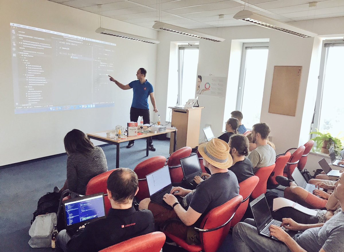 swkthde's tweet photo. COMPONENTS EVERYWHERE: Wir programmieren fleißig ein Dashboard mit Book Cards! @fmalcher01 erklärt Bindings in @angular Templates #jenadevs https://t.co/bed0k7tbHN