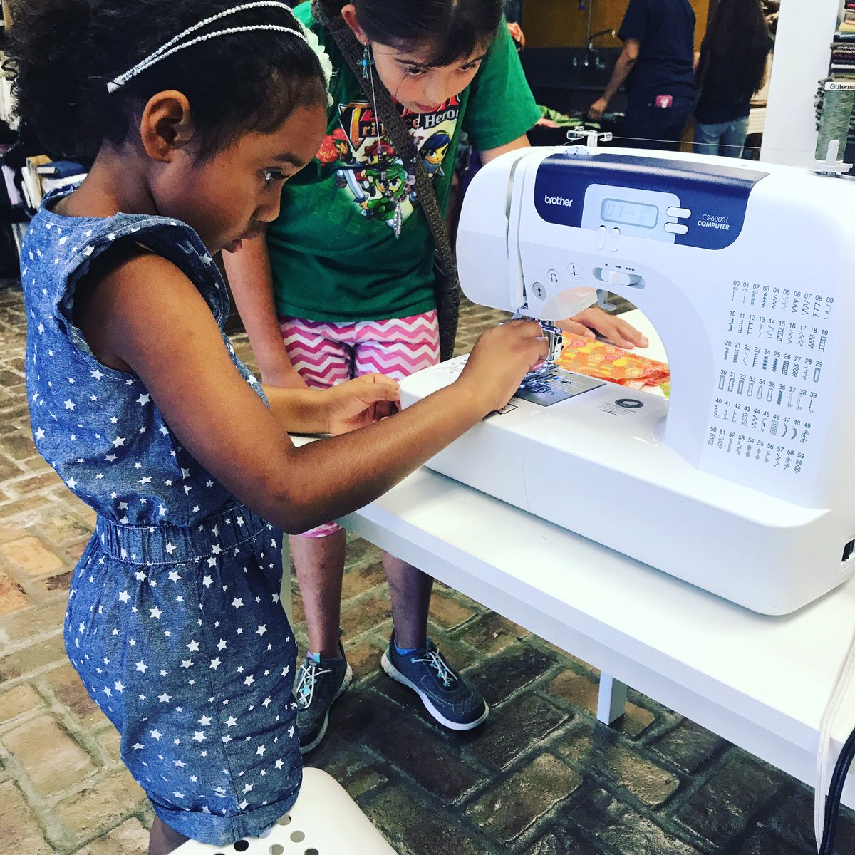 latinasrising's tweet photo. Collaborate, mentor, support! #stitchingislife #creativityshell #solcreativemedia #creativityisgenius https://t.co/2lKqGW95x3