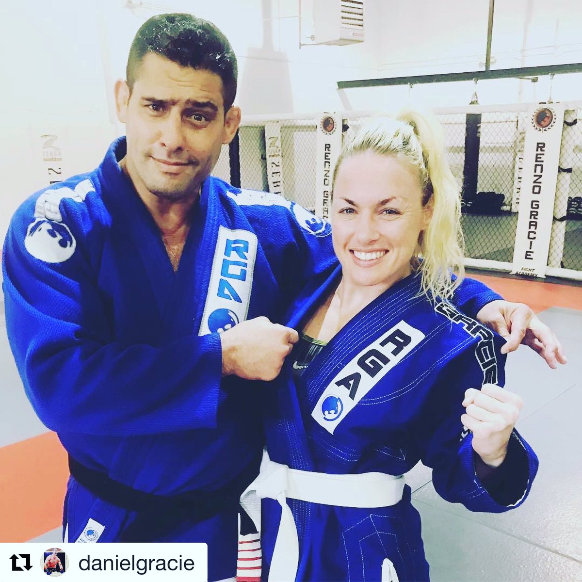 HeatherHardyBox's tweet photo. Fun day at #rgfa with the boss #danielgracie @RenzoGracieBJJ @adidasWomen @dymatize https://t.co/DziiytGrOt
