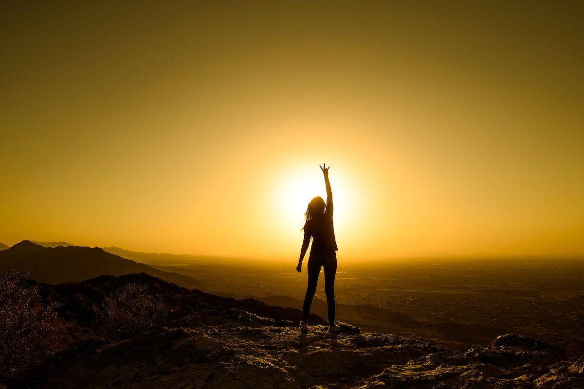 SPARKSatASU's tweet photo. 2018 #FiskeGuide names @ASU a 'best buy' for the value of education: https://t.co/Bqv6iUMHhn #ASU tuition estimator: https://t.co/JhBnAnfC98 https://t.co/l2USAH3JfV