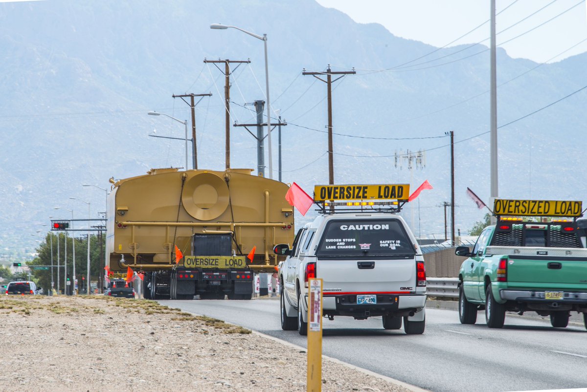 MegaCorpWW's tweet photo. Look what left today! BIG Mega 30,000 gallon water tank on #CAT785C along with #NMStatePolice escort #bmk_kz #CaterpillarInc #BMGS #mining https://t.co/9e9jSs2bB4