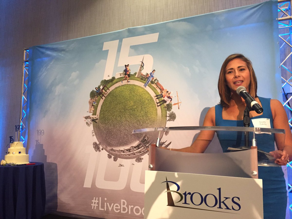 LiveBrooksTX's tweet photo. @mixfitsa CEO Giselle Calvillo says opening a gym at Brooks is a dream come true. #livebrooks #brooksquince https://t.co/HIgtXwCcng