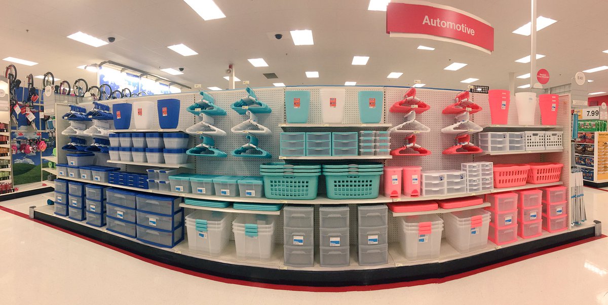 Color-blocking makes my heart happy ❤️😌🎯