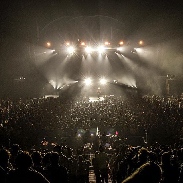 beat2music's tweet image. #JustinMoore: #tbt to #offthebeatenpathtour in Columbia, Missouri instagram.com/p/BWxx5ptFLkt/ #mybeat