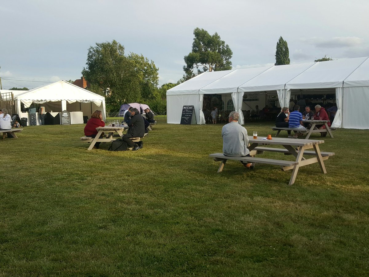 essexfootie's tweet photo. Great place for a beer festival, and a nice 'short' summer stroll from Stock Road between the fields to get here #Margaretting Tye #WHFEST https://t.co/ldfSGS0hPO