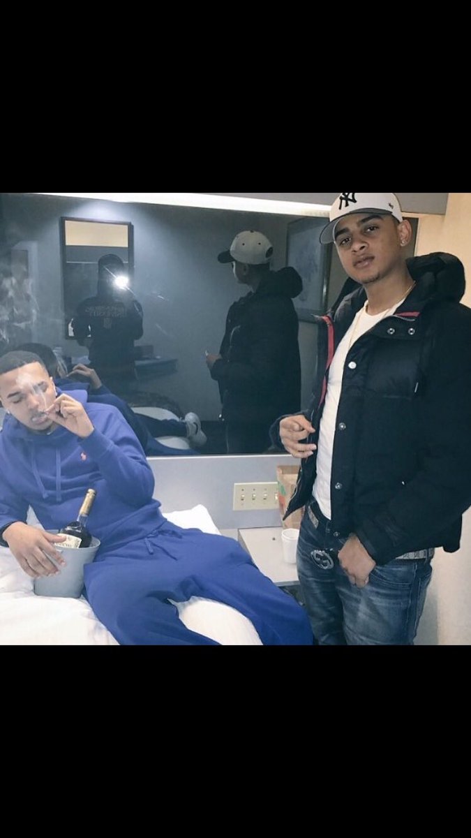 YoGangRecords's tweet photo. Day for Day #freerocko #freebigdrizzy https://t.co/TBCHp4Ri0r