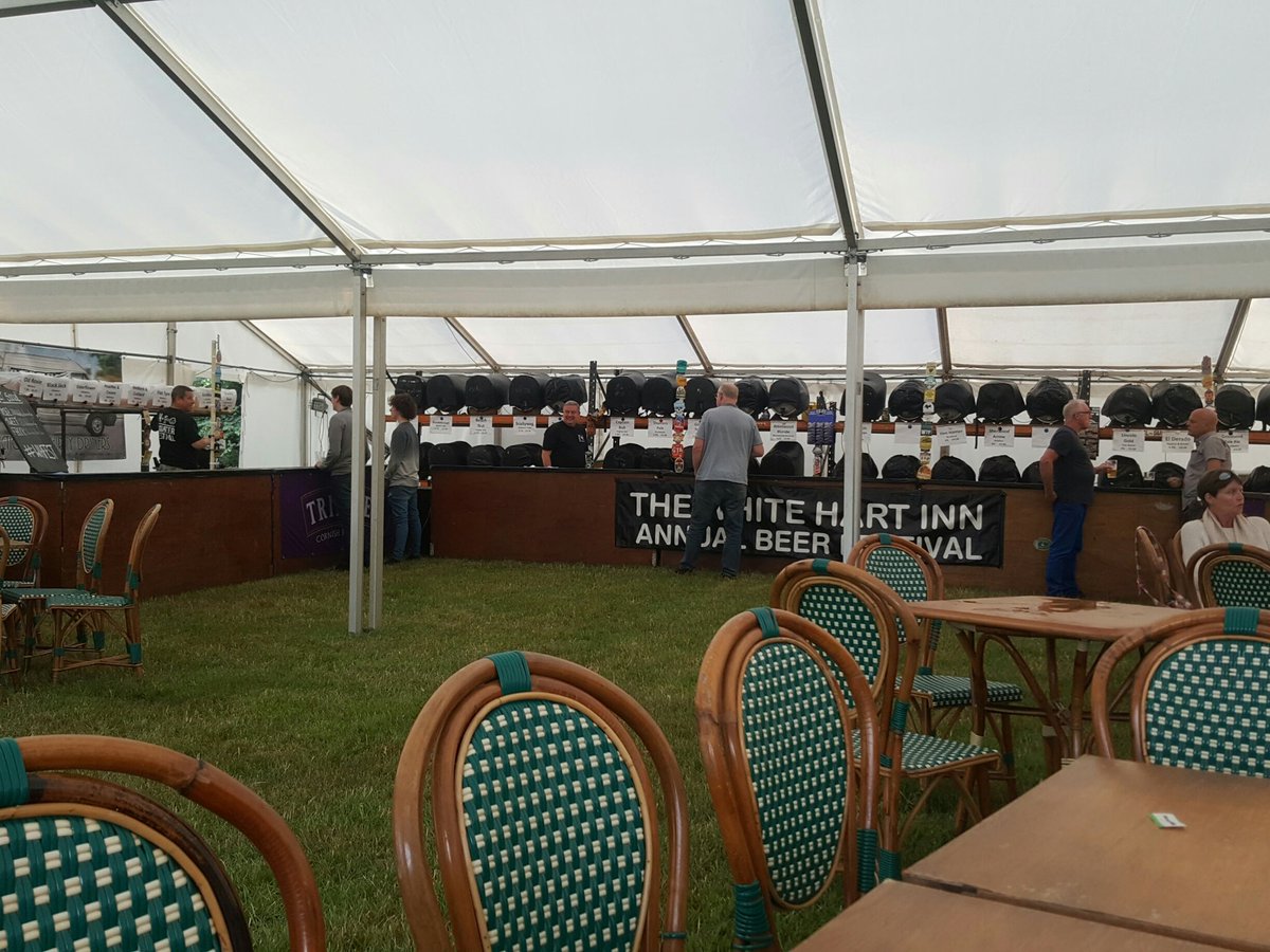 essexfootie's tweet photo. Great place for a beer festival, and a nice 'short' summer stroll from Stock Road between the fields to get here #Margaretting Tye #WHFEST https://t.co/ldfSGS0hPO