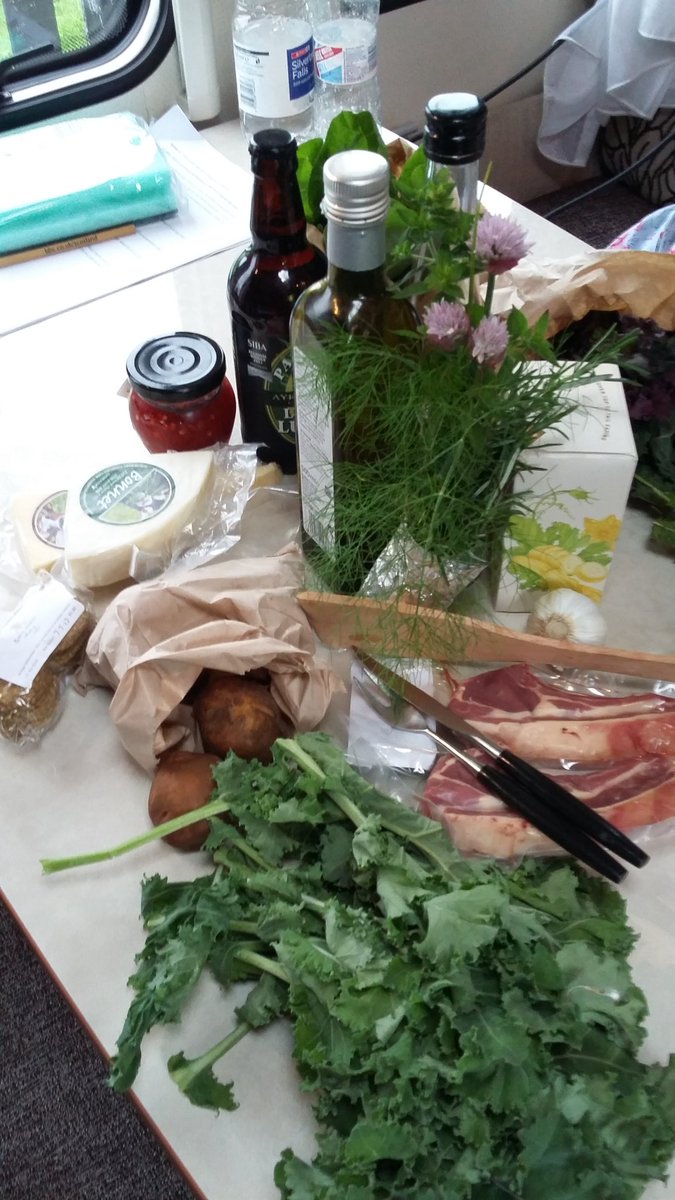 howardfarm's tweet photo. Thanks  to @BBCKitchenCafe   for   interesting opportunity  to promote @LynnCHILLI  @AyrshireLarder @arkoftaste  @SlowFoodWScot @howardfarm https://t.co/dP4eo5I2HZ