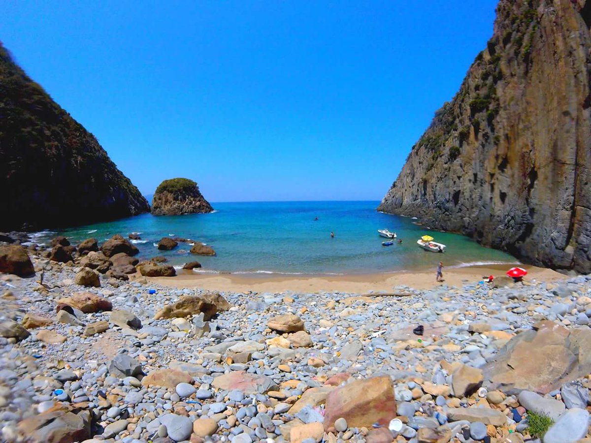 Discover_DZ's tweet photo. Kayak à Annaba #Algérie #Alger #Algeria #Algiers #Travel #nature #photography #Méditerranée #Littoral #paysage #Tourisme #Voyage #الجزائر https://t.co/n5eaQIX1ou