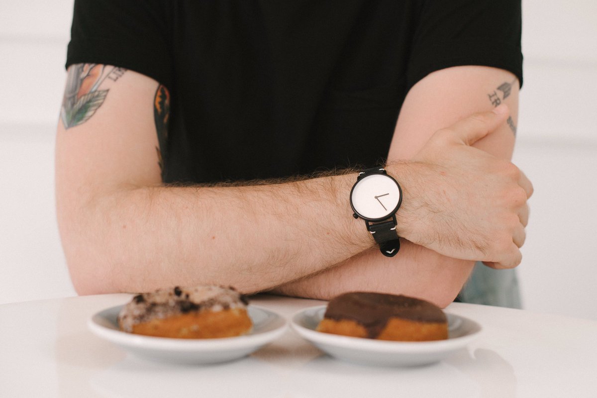 novowatch's tweet photo. The Noir has quickly become a favourite around here. We like it. And doughnuts. || PC: @adamcgil || #visualsociety #watchoftheday https://t.co/PMEpBqoP2G