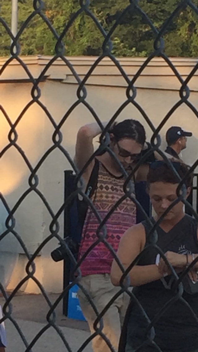 carterbritt_'s tweet photo. @shanedawson @mytoecold I found your twins!!! And Shane is at the food stand! Normal! https://t.co/rhQIa5Kjqj