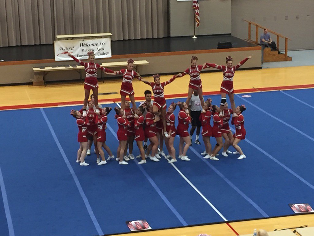 mexicohssports's tweet photo. Mexico HS Cheer Army with great performance @ MCCA Regionals @ MACC
#cheerarmy https://t.co/vzJ8EVeZG5