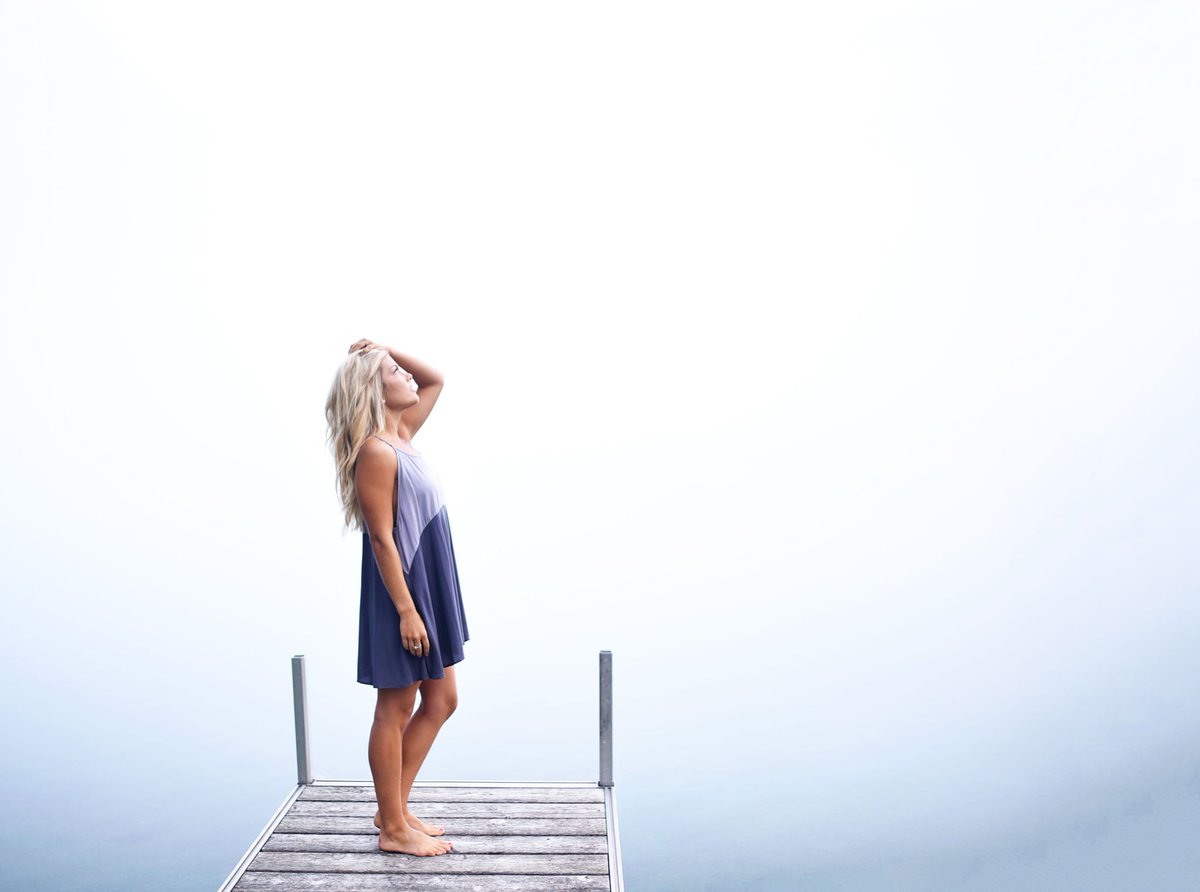 jaceejphotos's tweet photo. Reason 1,382 why I want to live at the lake🖤 #2018seniors https://t.co/QdToJOOoFv