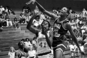 drewmcc5's tweet photo. .@ghansen711's top 10 high school boys basketball players in Tucson history >> https://t.co/G400r93KRH https://t.co/0zvj5YfaBg