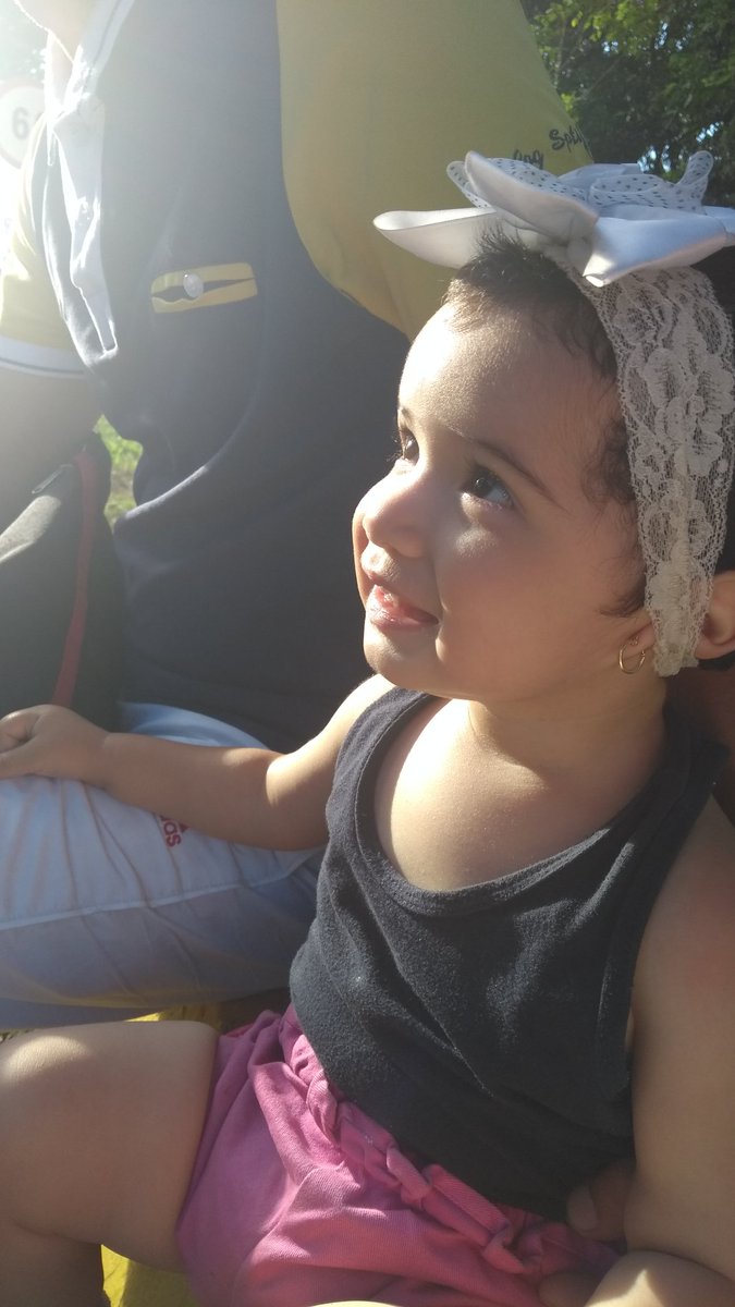 Cata210314's tweet photo. Eres mi felicidad mi pequeña 😍 https://t.co/bhx4B4GbAh