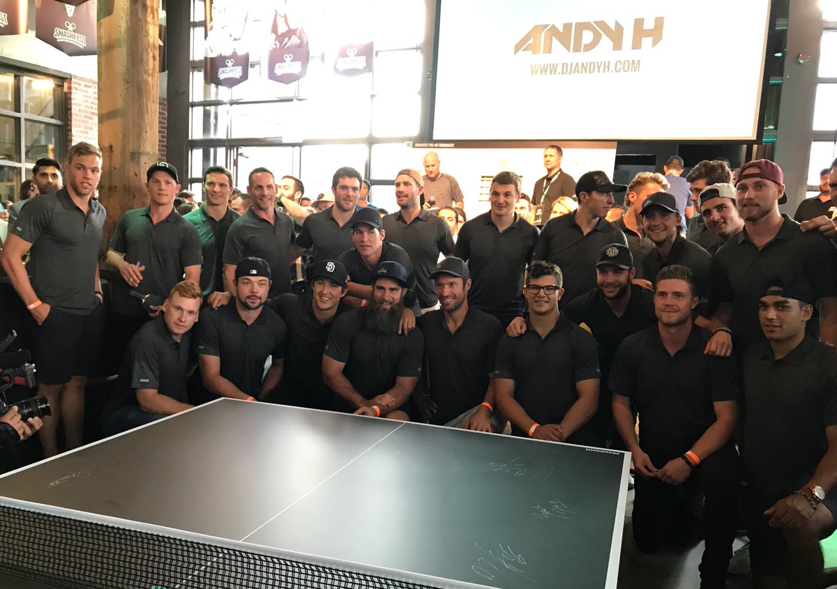 NHL's tweet photo. Boys, it's on. 🏓🏓🏓
#SmashfestVI https://t.co/LCxKwTzbxP